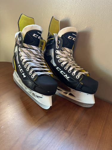 Senior CCM Regular Width Size 6 Super Tacks 9360 Hockey Skates