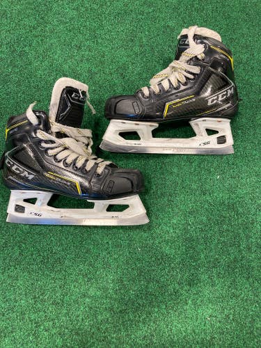 Used Intermediate CCM Super Tacks 9370 Hockey Goalie Skates Regular Width Size 4