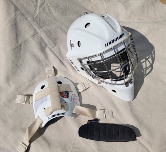 Senior Warrior R/F1+ Goalie Mask - Size M/L - Like New