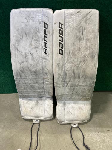 White Used Large Junior Bauer GSX Goalie Leg Pads (30+)