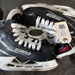 Bauer Vapor X3.5 Hockey Skates | INT 4 | Regular