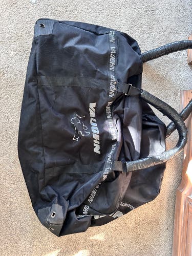 Vaughn hockey bag