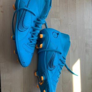 Nike Mercurial Superfly 8 Club MG / Size 7.5 Men’s