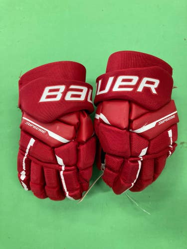 Red Used Junior Bauer Supreme M3 Gloves 12"