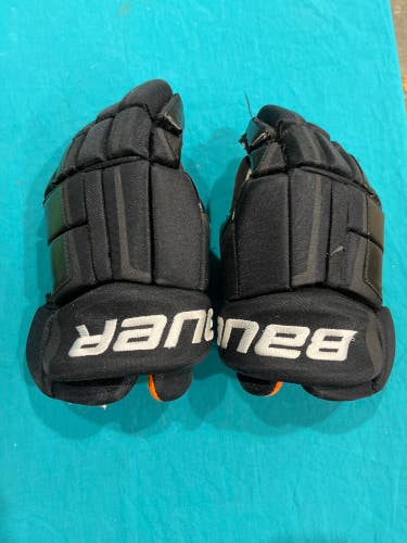 Black Used Senior Bauer Supreme one 60 Gloves 13"