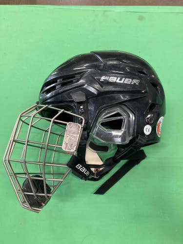 Black Used Small Bauer Re-Akt 95 Helmet