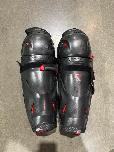 Used Intermediate Bauer Vapor 3X Pro Shin Pads 13"