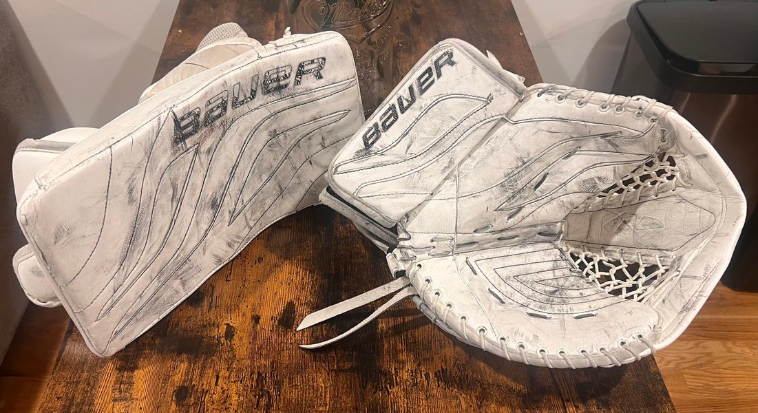 Pro Stock Karri Ramo glove set