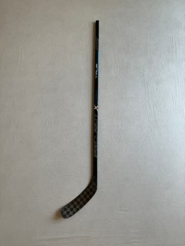 New Intermediate True Project X Right Handed Hockey Stick 50 Flex T27