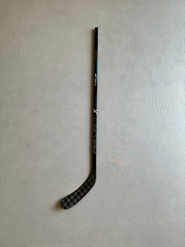 New Youth True Project X Right Handed Hockey Stick 20 Flex T92.5