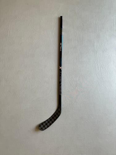 New Youth True Project X Right Handed Hockey Stick 15 Flex T92.5