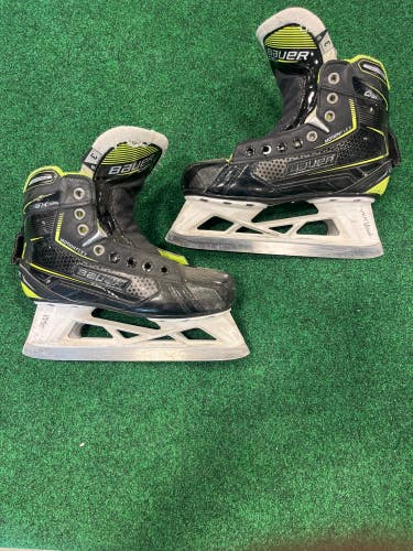 Used Junior Bauer GSX Hockey Goalie Skates Regular Width Size 3