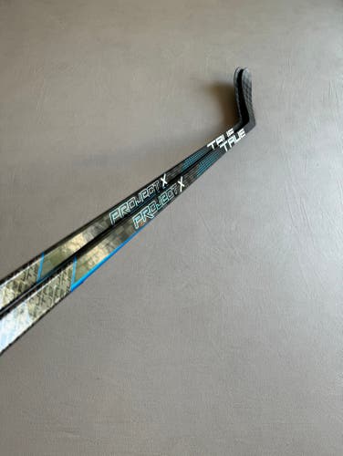 *2 Pack* of New Senior True Project X Left Handed Hockey Sticks 65 Flex T28