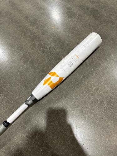 Used DeMarini CF Bat USSSA Certified (-8) Composite 22 oz 30"