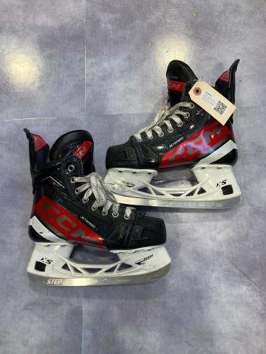 Used Junior CCM JetSpeed FT6 Pro Hockey Skates Regular Width Size 2