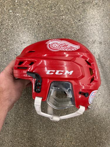 Used Small CCM Tacks 310 Helmet