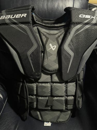 New Small Bauer GSX Goalie Chest Protector