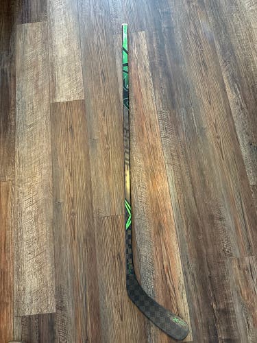 Used Intermediate Bauer Left Hand P92 Vapor ADV Hockey Stick