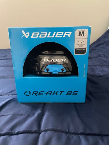 Brand New, Still in Box, Bauer Re-Akt 85 Helmet, Medium