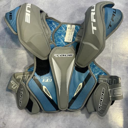 Used XL Youth True Frequency 2.0 Shoulder Pads