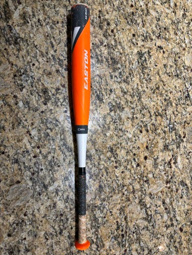 STUNNING!! GENTLY USED & RARE SIZE ORANGE BOMBER BAT!!  Easton Mako 28/17 (-11)