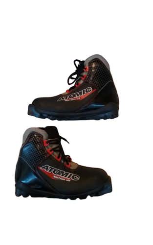 Used Atomic Jr-01.5 Boys' Cross Country Ski Boots