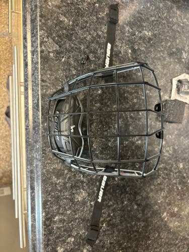 Bauer Profile III True Vision Cage