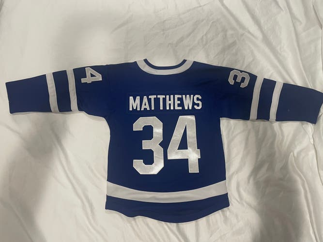 Auston Matthews jersey Toronto maple leafs S/M Official NHL