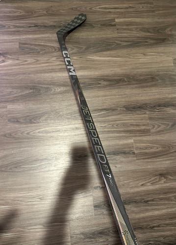 NEW | P86 Curve | Senior CCM Right Handed Pro Stock Jetspeed FT7 Pro Hockey Stick