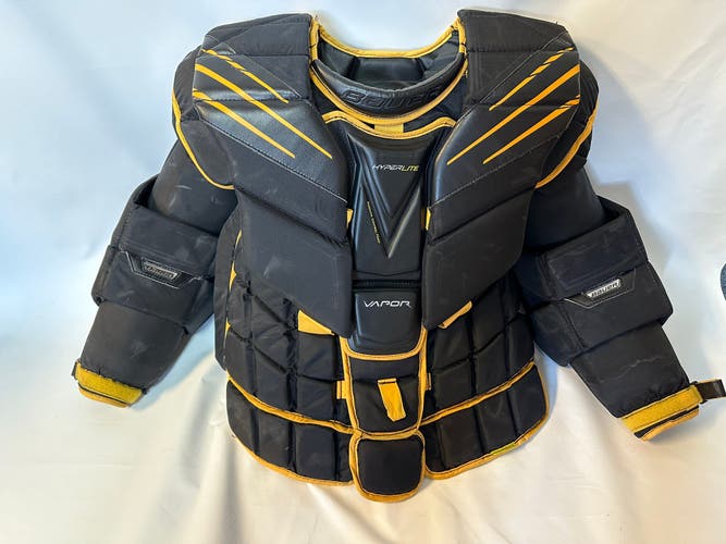 Bauer Hyperlite chest protector - Medium