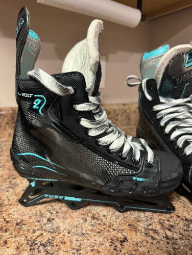 Tour Volt KV2 Skates