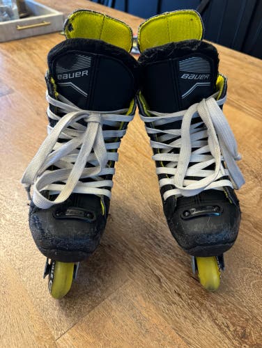 Used  Bauer Regular Width Size 10 RS Inline Skates