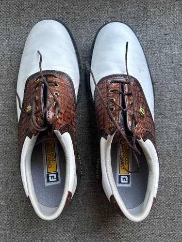 Used Size 8.5 (Women's 9.5) Men's Footjoy Golf Shoes