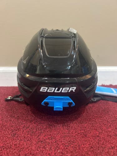 New Medium Bauer Re Akt 85 Helmet Item#BRA85