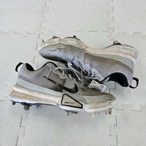 Used Nike Bb Metal Cleats Senior 11 Baseball And Softball Cleats