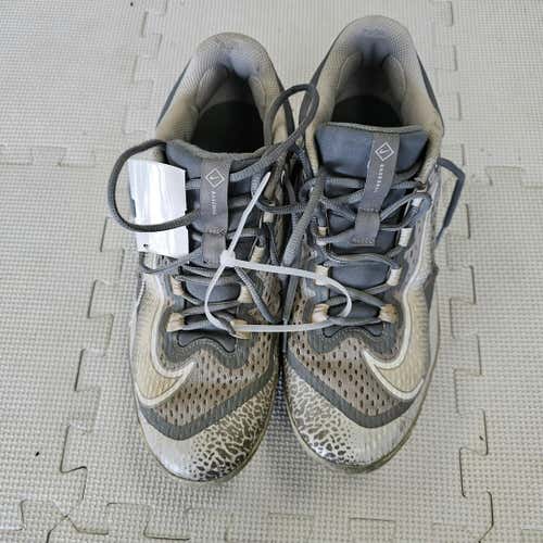 Used Nike Bb Metal Cleats Senior 10 Baseball And Softball Cleats