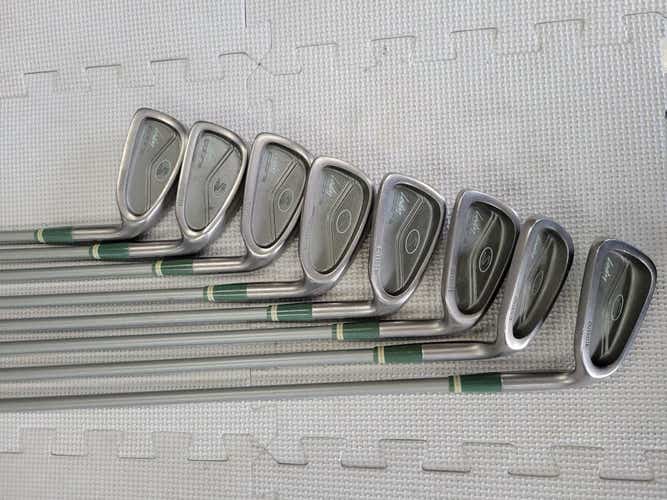 Used Cobra Lady Cobra Iron Set 4i-sw Ladies Flex Graphite Shaft Iron Sets