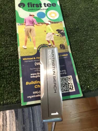 Cleveland Ladies Huntington Beach Collection 1 Putter 32 Inches (RH)