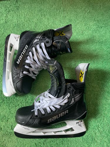 Bauer Hyperlite 2 Custom 8 Fit 2 Black