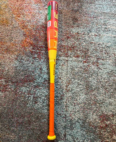 New 2025 Easton Hype Fire USABat Certified Bat (-10) Composite 20 oz 30"