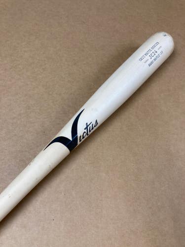 Used Victus GRIT MATTE  JC24 Hard Maple Bat 33"