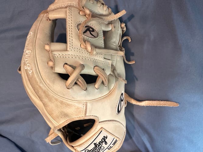 Used Hart of the hide (HOH) Baseball Glove 11.25"