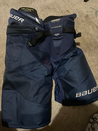 Used Intermediate Bauer Vapor Hyperlite Hockey Pants