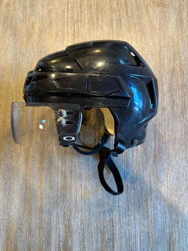 Pro Stock CCM V08 Helmet w/ Oakley Visor - Size Small