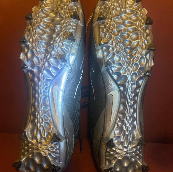 Nike Black & Gray Alpha Huarache 8 Pro Lacrosse Cleats Size 16 - NEW