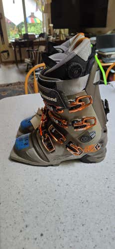 Used Telemark Ski Boots Medium Flex