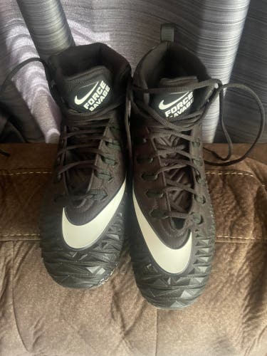 Like new Nike force savage football cleats