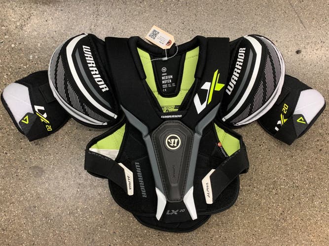 Used Medium Junior Warrior ALPHA LX 20 Shoulder Pads