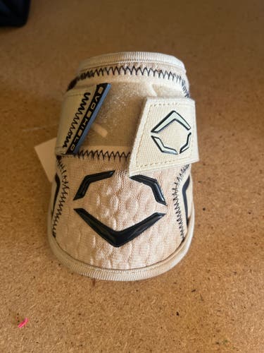 Used Junior EvoShield Batter's Leg, Arm & Wrist Guards Elbow Protection off white