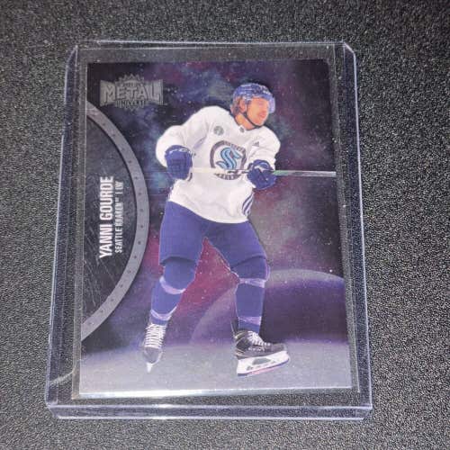 Yanni Gourde Seattle Kraken 21-22 NHL Skybox Metal Universe Short Print Base 117